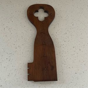 Vintage Mid Century Key Shaped Wood Key Holder Wall Hanging Rack